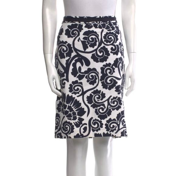 Tory Birch Dresses & Skirts - TORY BURCH PENCIL SKIRT SLITS PRINTED TWILL WALLPAPER FLORAL NAVY CREAM SZ US 6